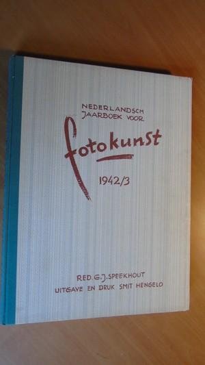Speekhout, G.J. - Nederlandsch Jaarboek voor fotokunst 1942/43