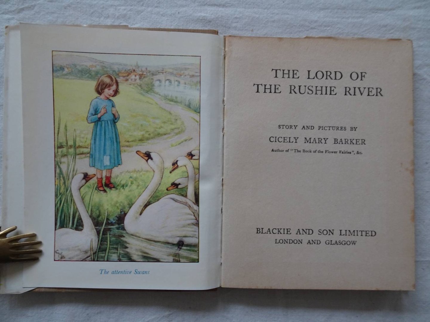 Barker, Cicely Mary. - The Lord of the Rushie River.