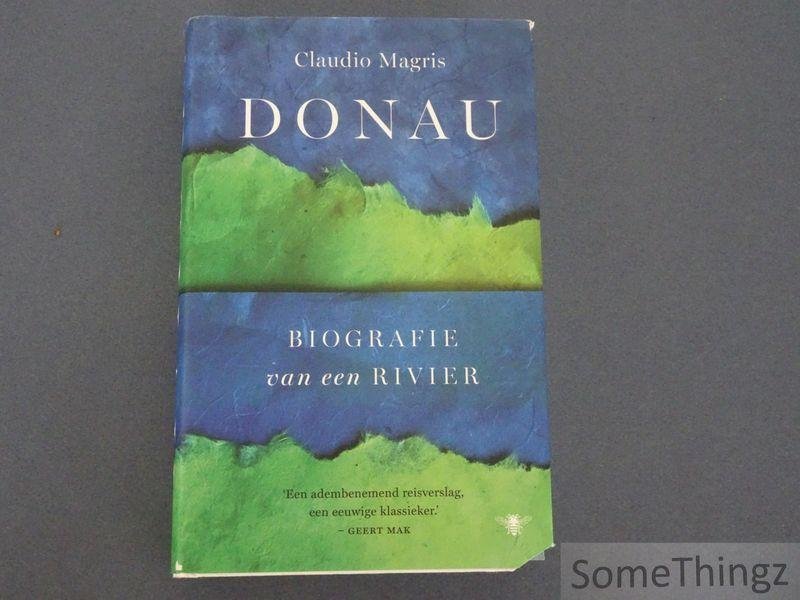 Magris, Claudio. - Donau. Biografie van een rivier. [Beschadigd exemplaar.]