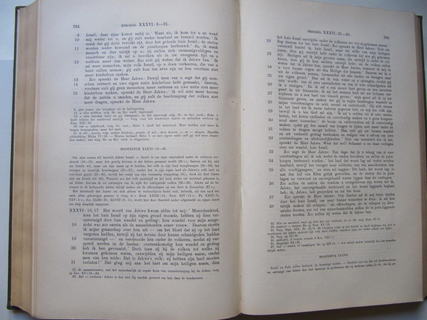 Inleidingen en aantekeningen voorzien door Dr. A. Kuenen e.a. - Het Oude Testament -  II Job:Maleachi