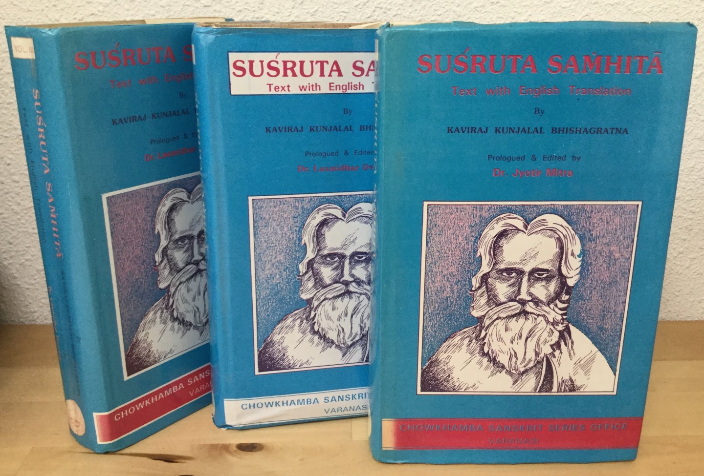 Kaviraj Kunjalal Bhishagratna - Susruta Samhita, in 3 volumes [Sushruta]