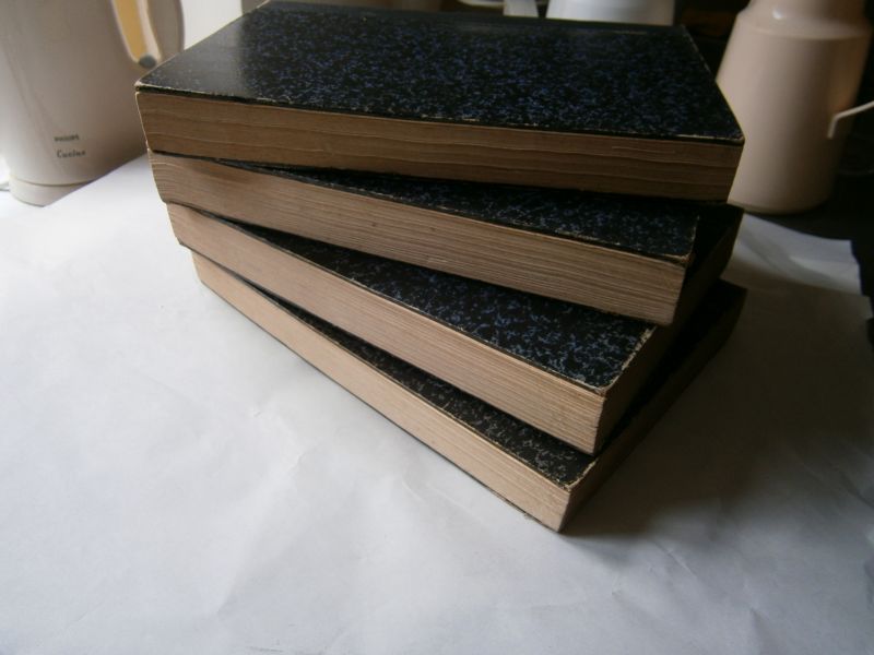 Thiers, A. - Geschiedenis van het consulaat en het Keizerrijk deel 1, 2, 3, 4 (2.21511)