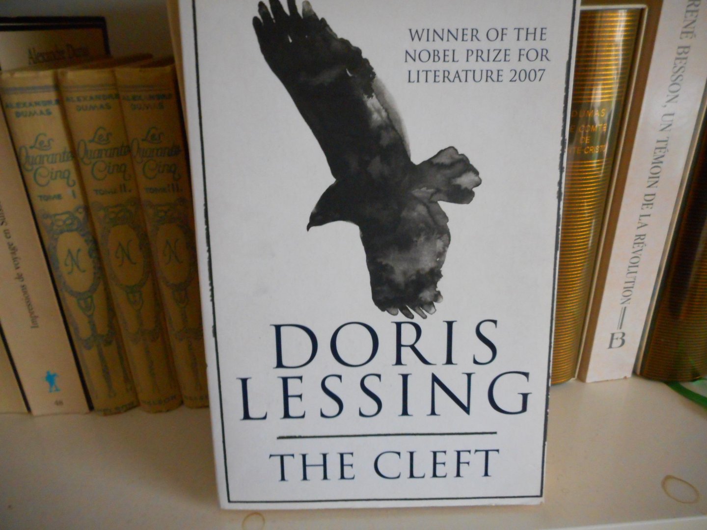 LESSING, DORIS - THE CLEFT