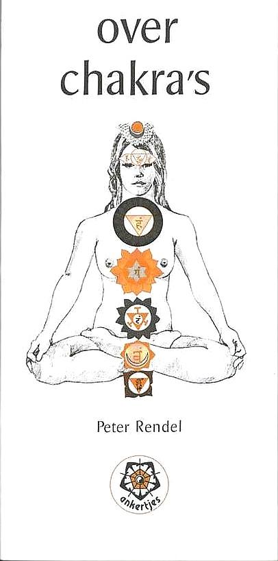 Rendell , Peter . [ isbn 9789020205718  ] 2009 - 018 ) Over  Chakra's . ( Voor degenen die al enige kennis bezitten van yoga en meditatie schreef Peter Rendel deze eenvoudige inleiding tot groter begrip van de principes die bij de beoefening van yoga werkzaam zijn. Maar ook elke andere -