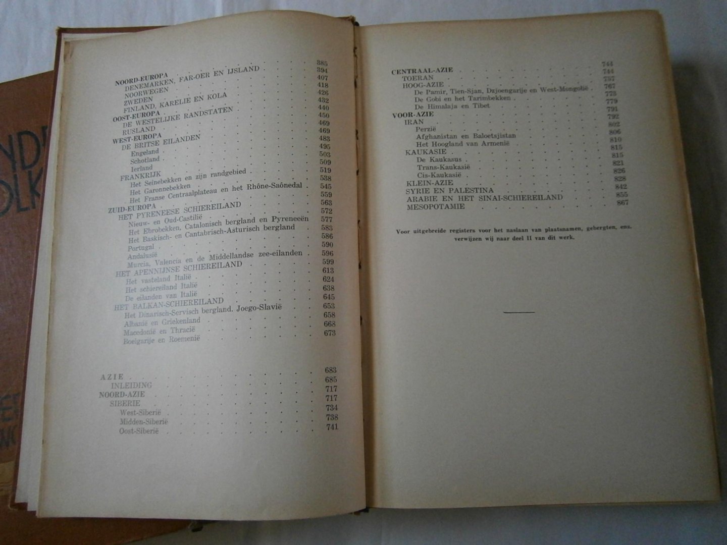 Ule, Prof. Dr. Willi - Landen en volken van alle werelddelen in woord en beeld  deel I en II