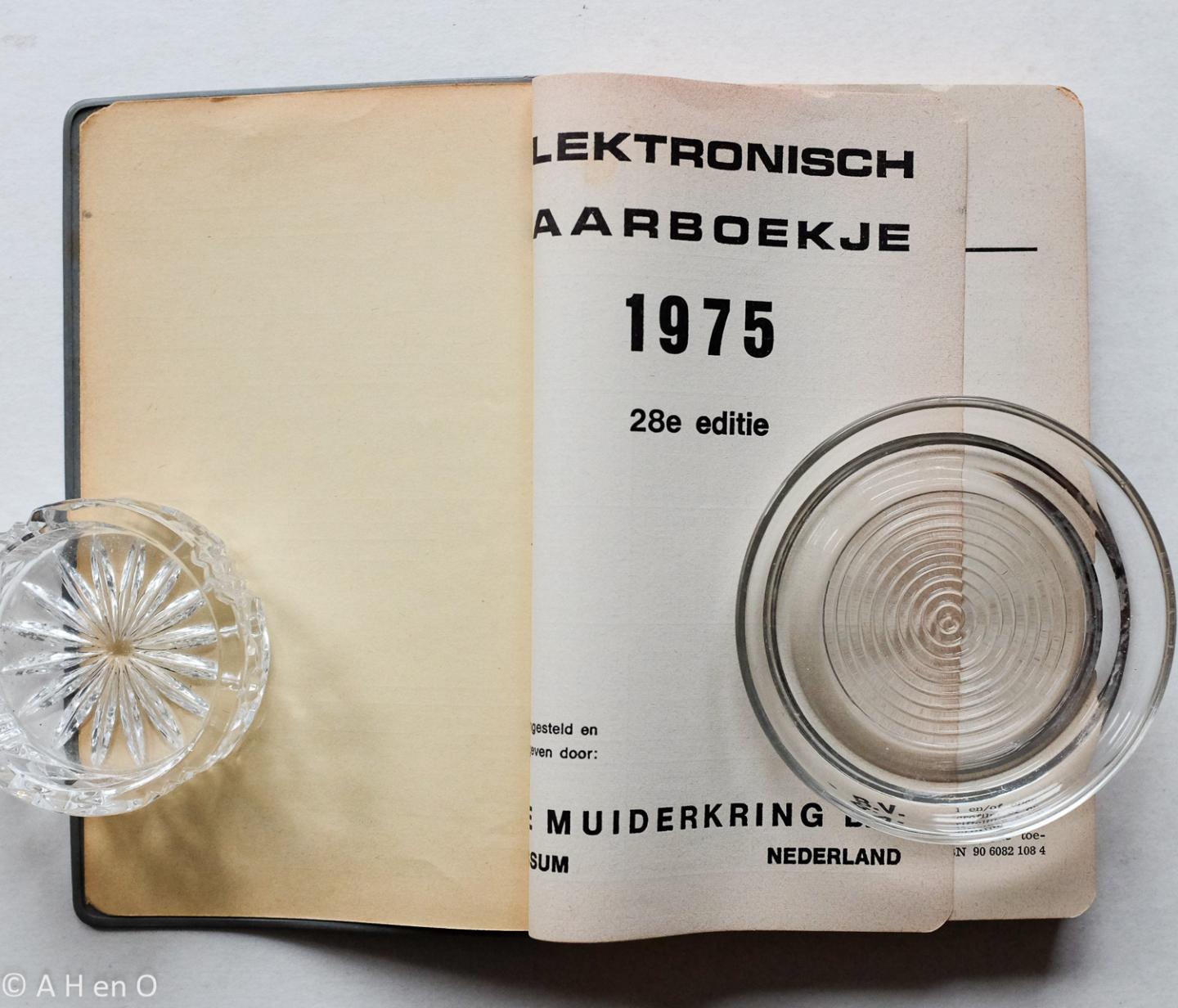 De Muiderkring - Elektronisch Jaarboekje 1975 / samengesteld en uitgegeven door de Muiderkring