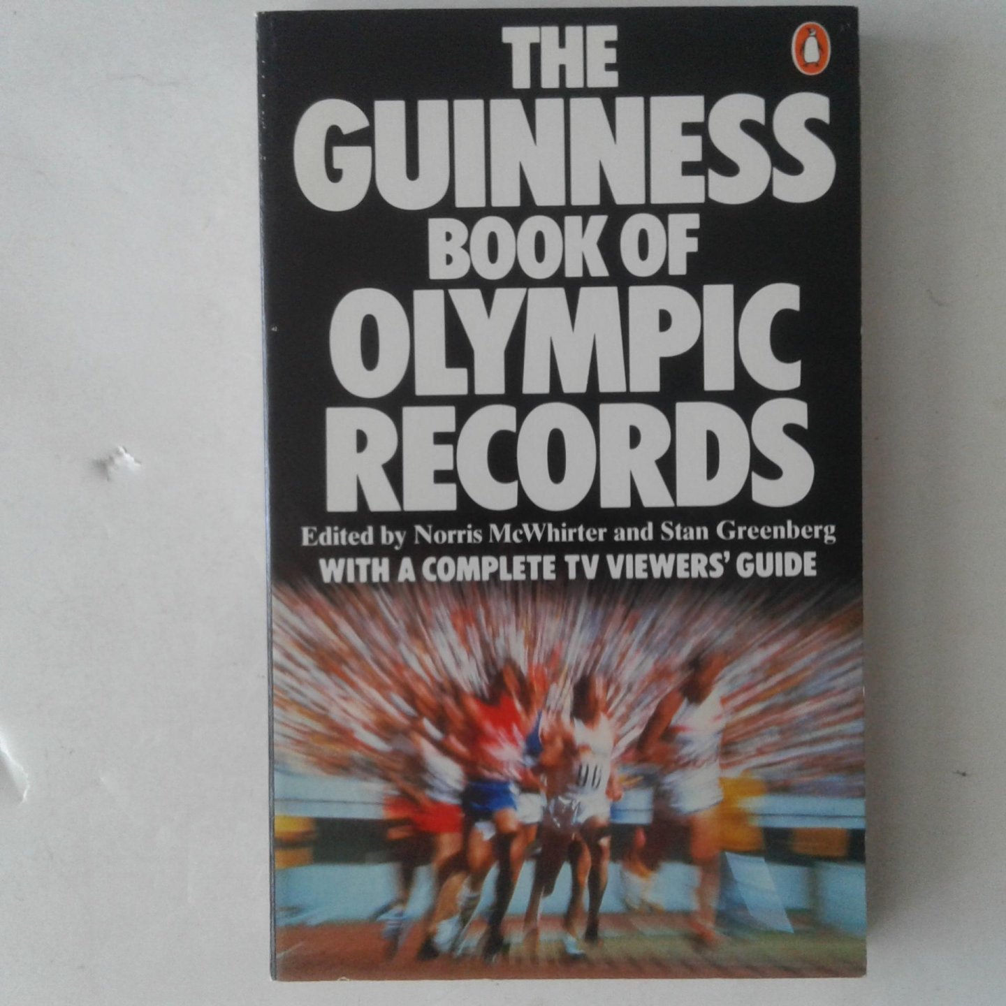 McWhirter, Norris ; Greenberg, Stan - The Guinness Book of Olympic Records