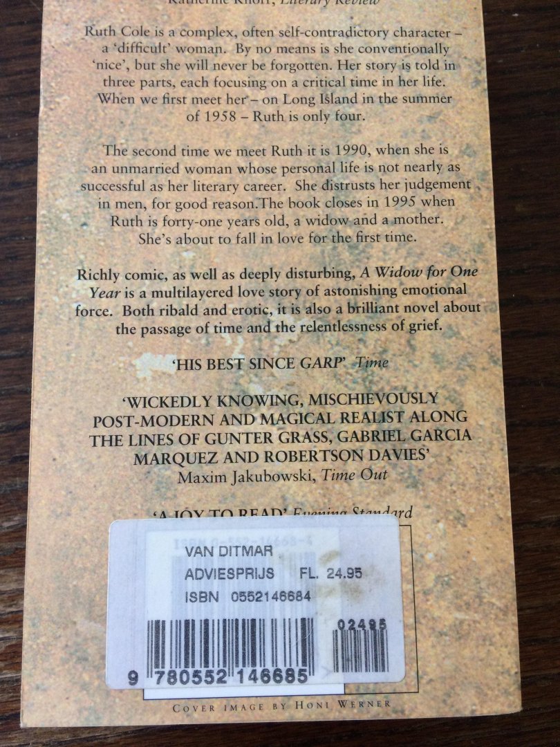 Irving, John - A Widow for One Year