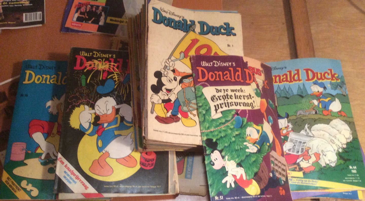 Walt Disney - Donald Duck weekblad (74 strips, jaren 1973 - 1983)