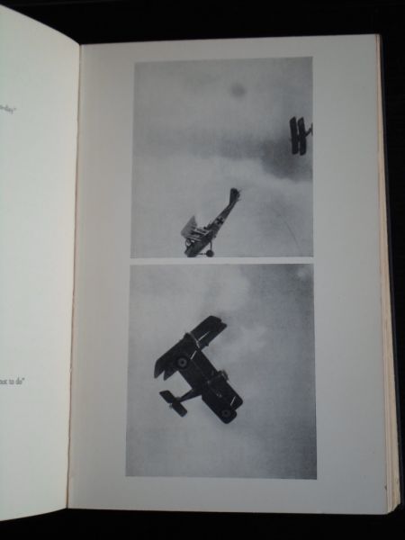  - Death in the air, The War Diary and Photographs of a Flying Corps Pilot