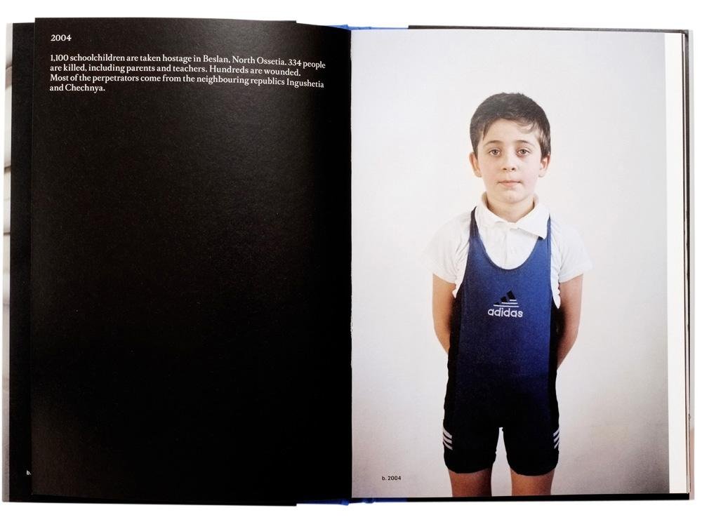 Bruggen, Arnold van  ; Rob Hornstra - Life here is serious The Sochi Project, sketchbook series (signed)