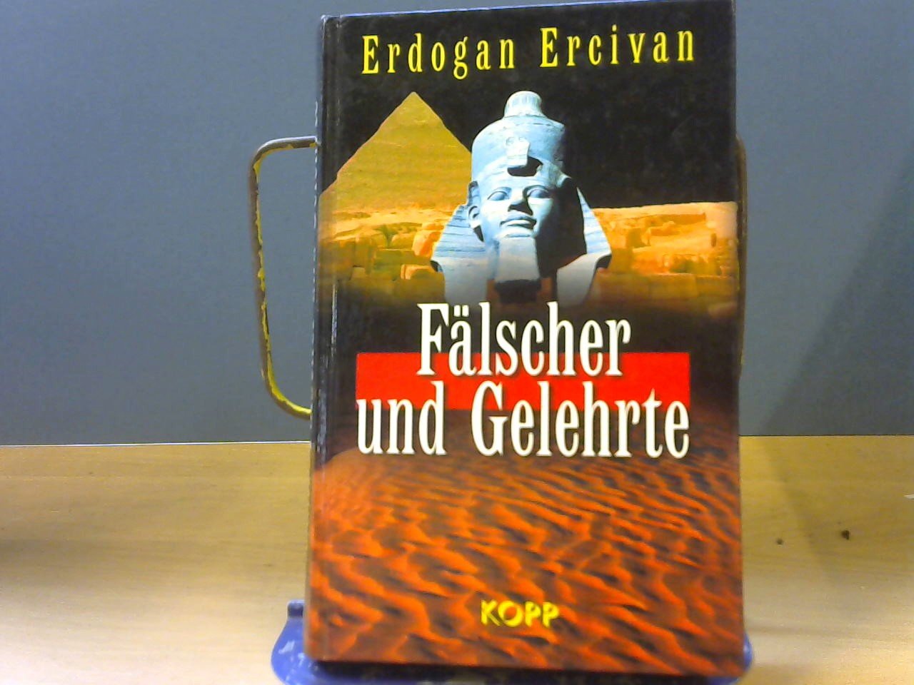 Ercivan Erdogan - Fälscher und Gelehrte, auf der Suche nach dem Ursprung der Menschheit