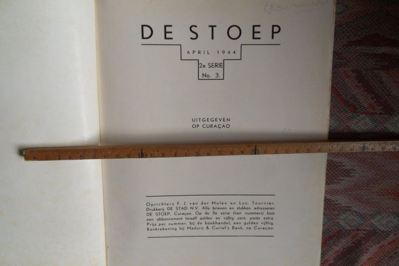 Molen, F.J. van der; Tournier, Luc. (uitgevers van deze periodiek). - De Stoep Nederlands Periodiek. - Tweede Serie, no 3. April 1944.