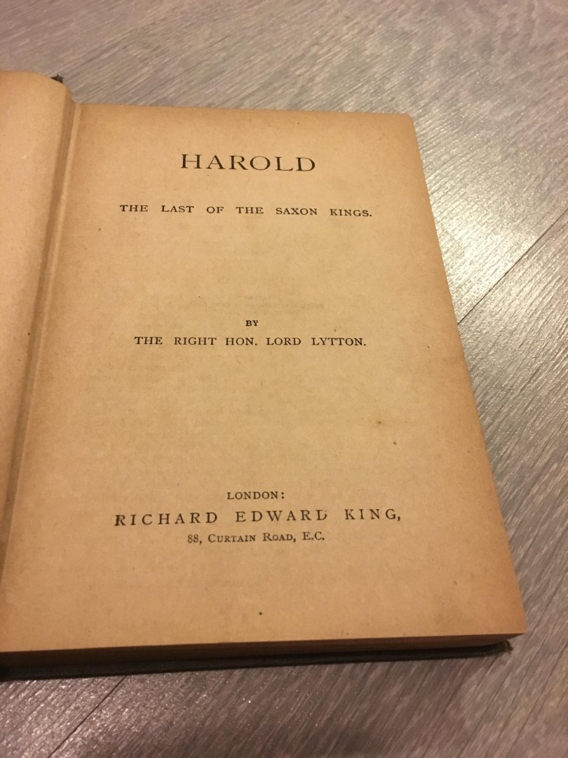 Lord Lytton - Harold the last of the Saxon kings