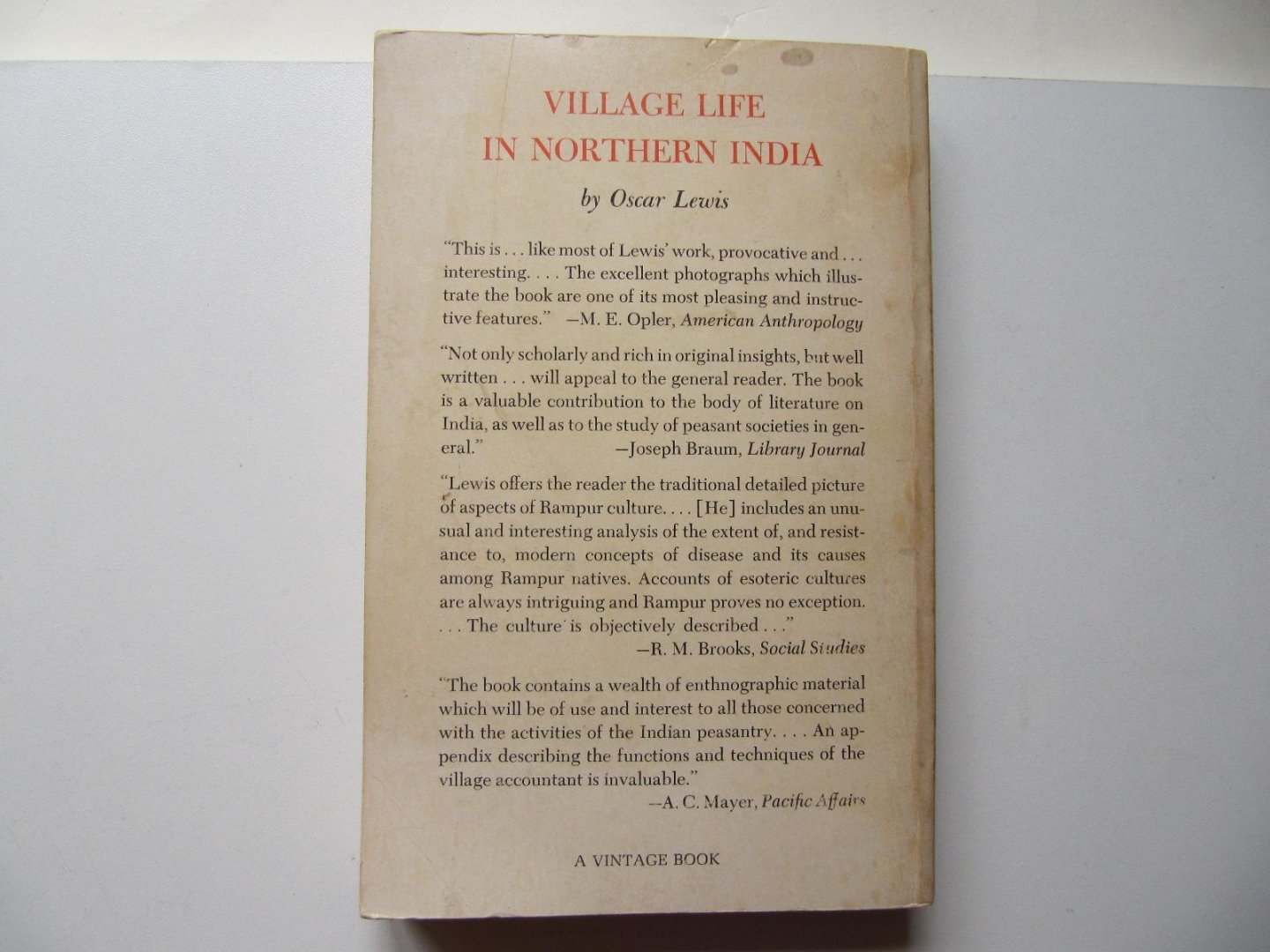 Oscar Lewis - Village Life in Northern India