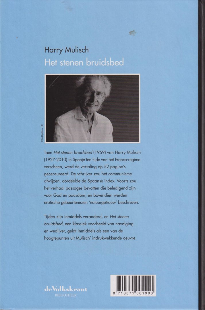 Mulisch (Haarlem, 29 juli 1927 – Amsterdam, 30 oktober 2010), Harry Kurt Victor - Het stenen bruidsbed - Een Amerikaanse deelnemer aan een congres te Dresden wordt herinnerd aan het bombardement op deze stad in 1945 dat hij mede uitvoerde.