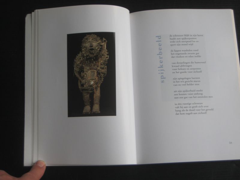 Dorp, Kathinka van - Lokroep, gedichten geïnspireerd op Afrikaanse kunst