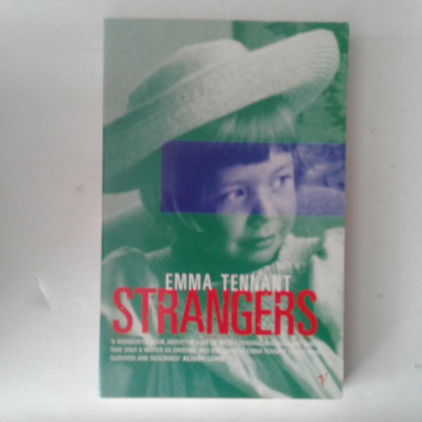 Tennant, Emma - Strangers