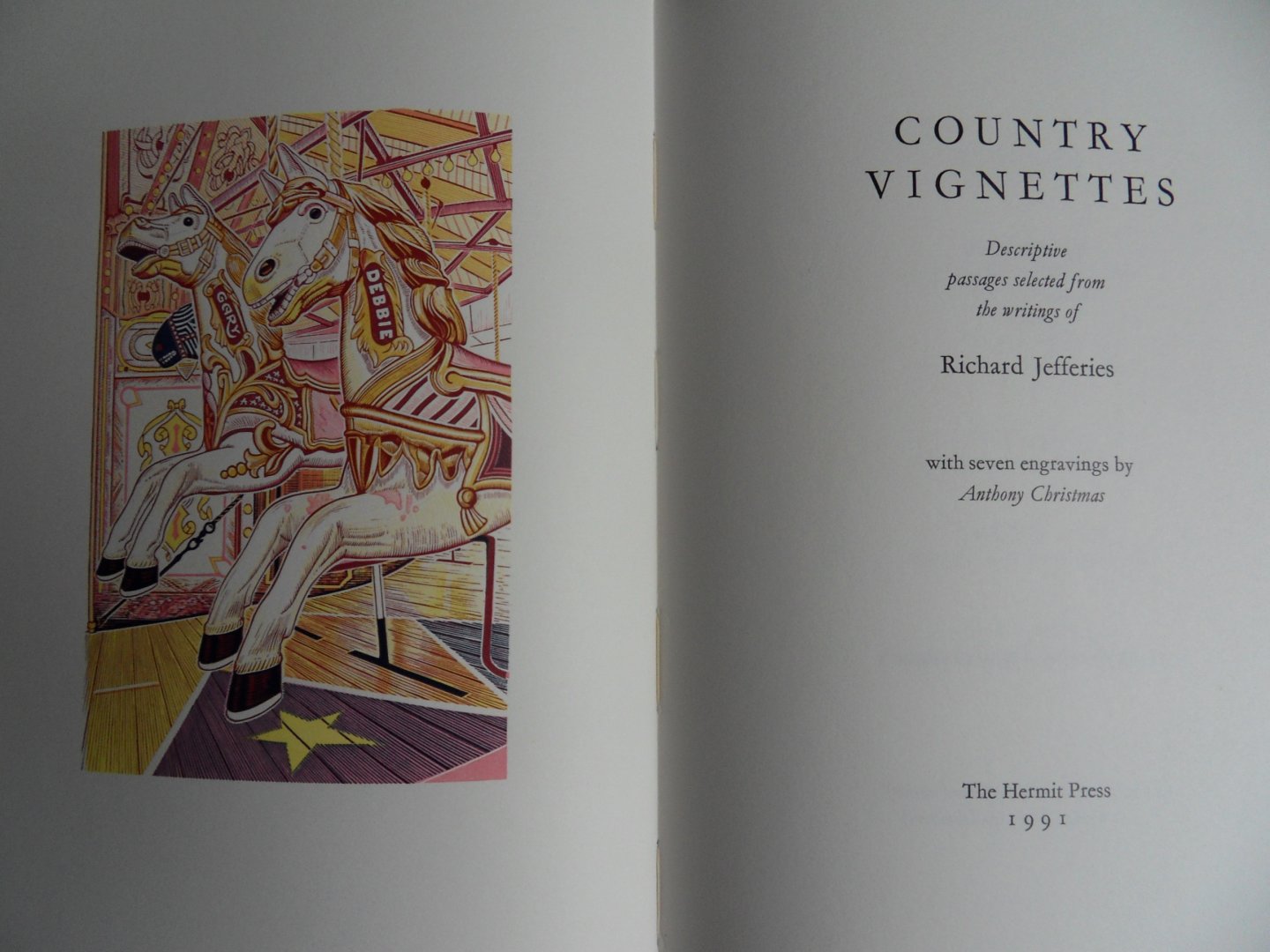 Jefferies, Richard. - Country Vignettes. - Descriptive passages from the writings of Richard Jefferies. - With seven engravings by Anthony Christmas. [Genummerd ex. 49 / 190 ].