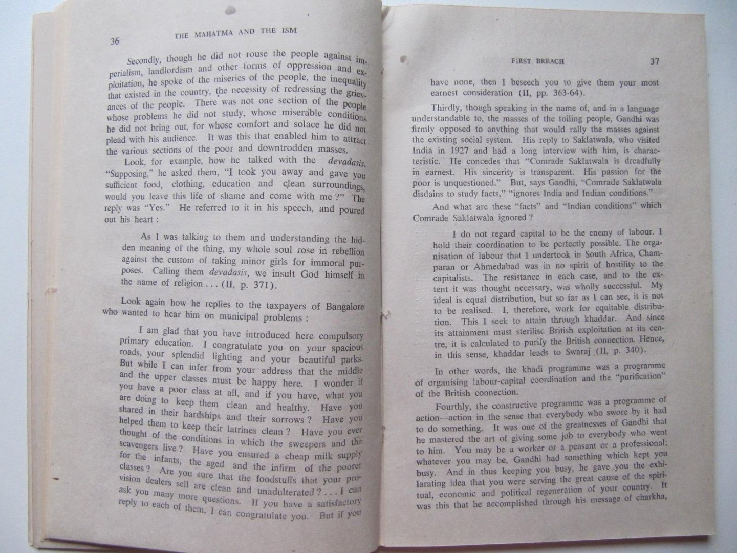 E.M.S. Namboodiripad - The Mahatma And The Ism