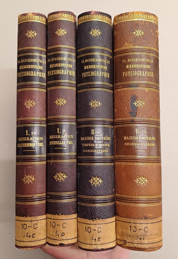 Rosenbuch, H. und E.A. Wulfing - Mikroskopische Physiographie der Mineralien und Gesteine : ein Hulfsbuch bei mikroskopischen Gesteinsstudien - I & II (Vierte vollig umgestaltete Auflage)