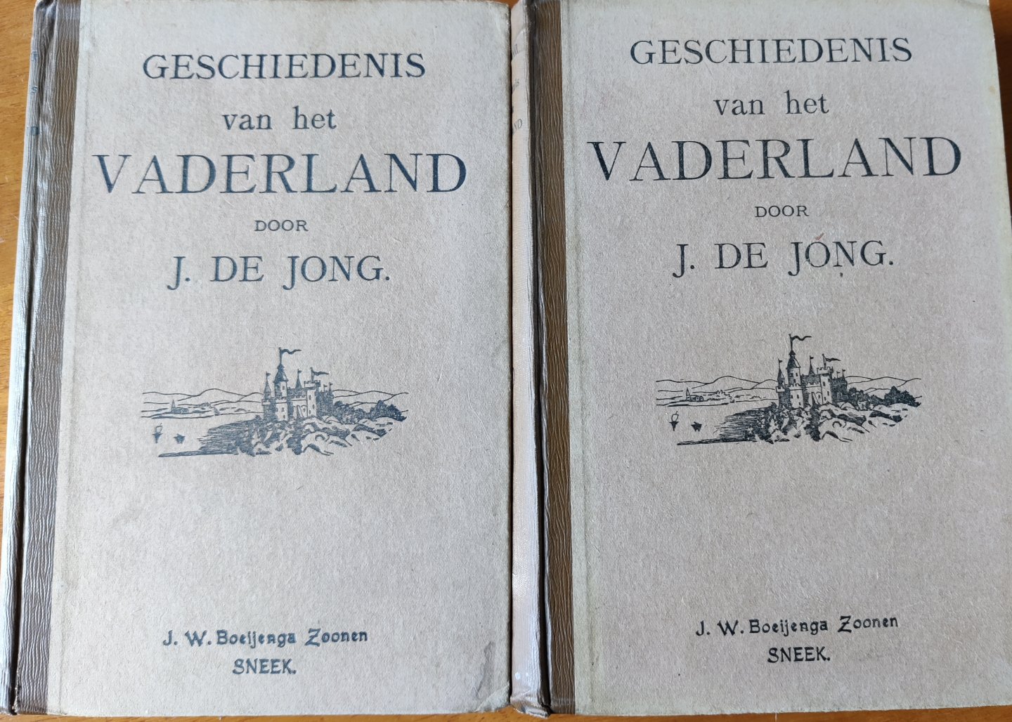 Jong, J. de - Geschiedenis van het vaderland, deel 1 en 2.
