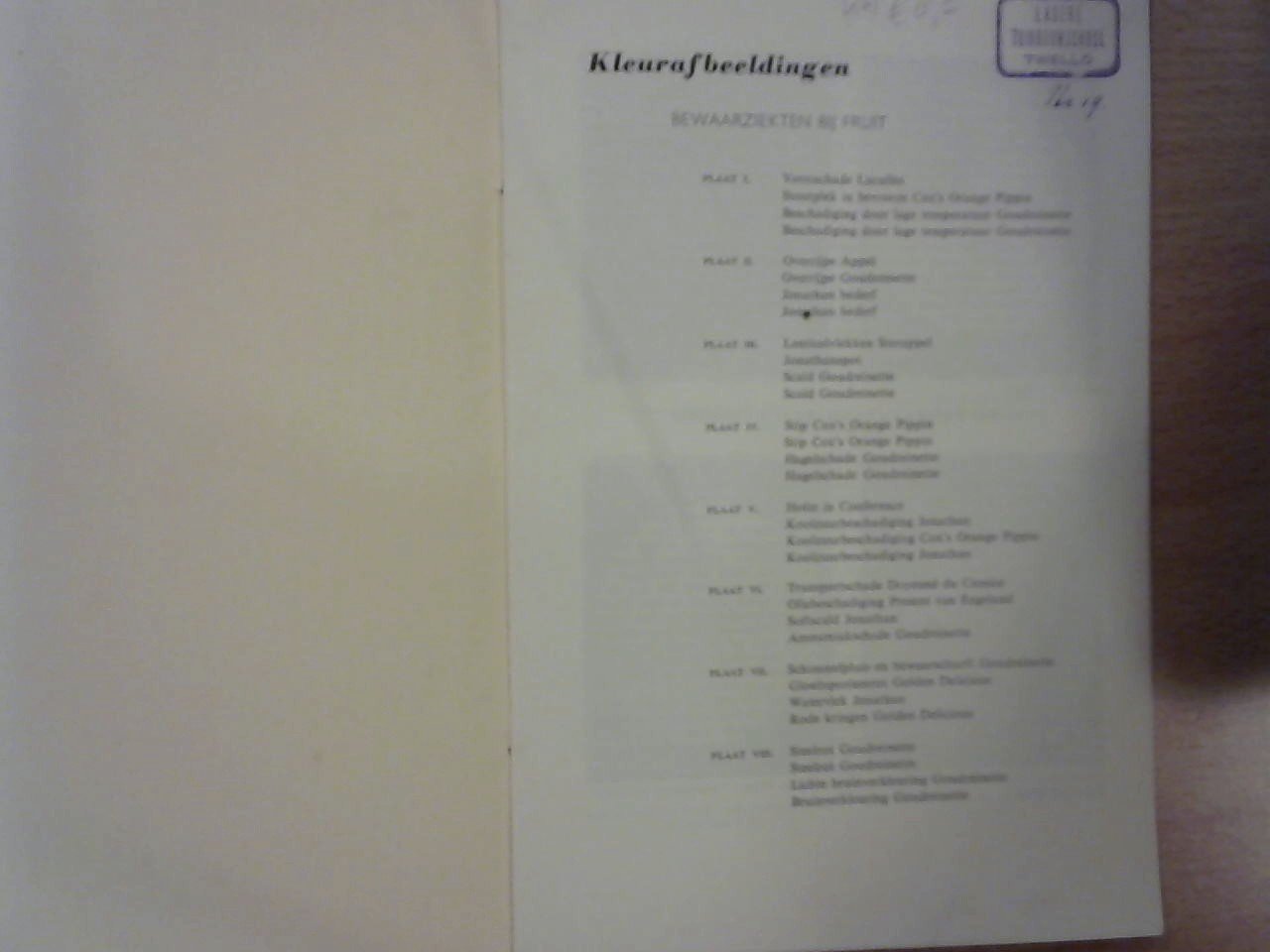 Ministerie van Landbouw - Kleurafbeeldingen van Bewaarziekten bij Fruit