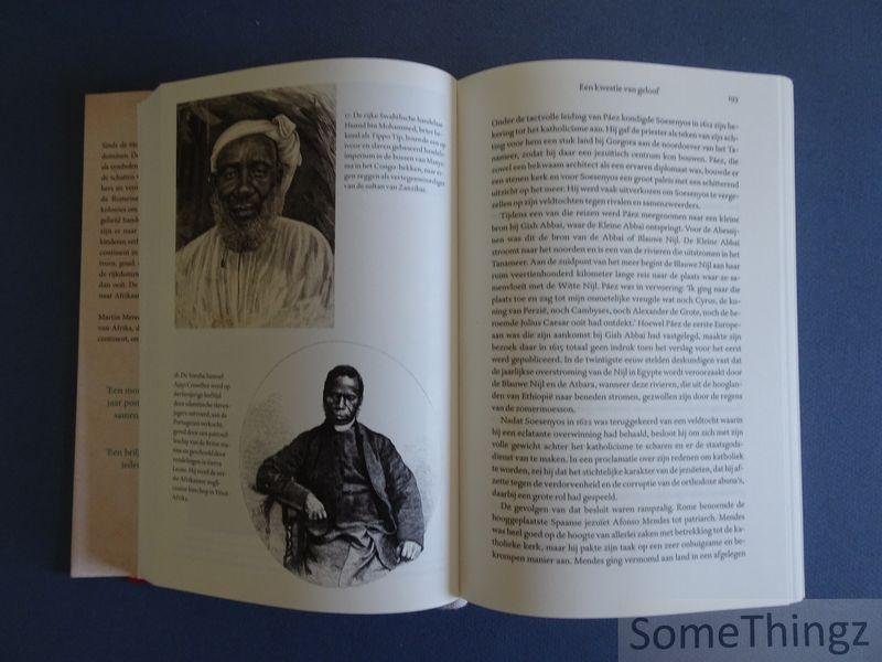 Meredith, Martin. - De schatten van Afrika. Vijfduizend jaar rijkdom, hebzucht en ambitie.