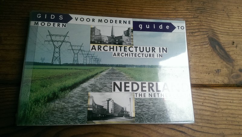 Groenendijk, Paul en Vollaard, Piet - Gids voor moderne architectuur in Nederland