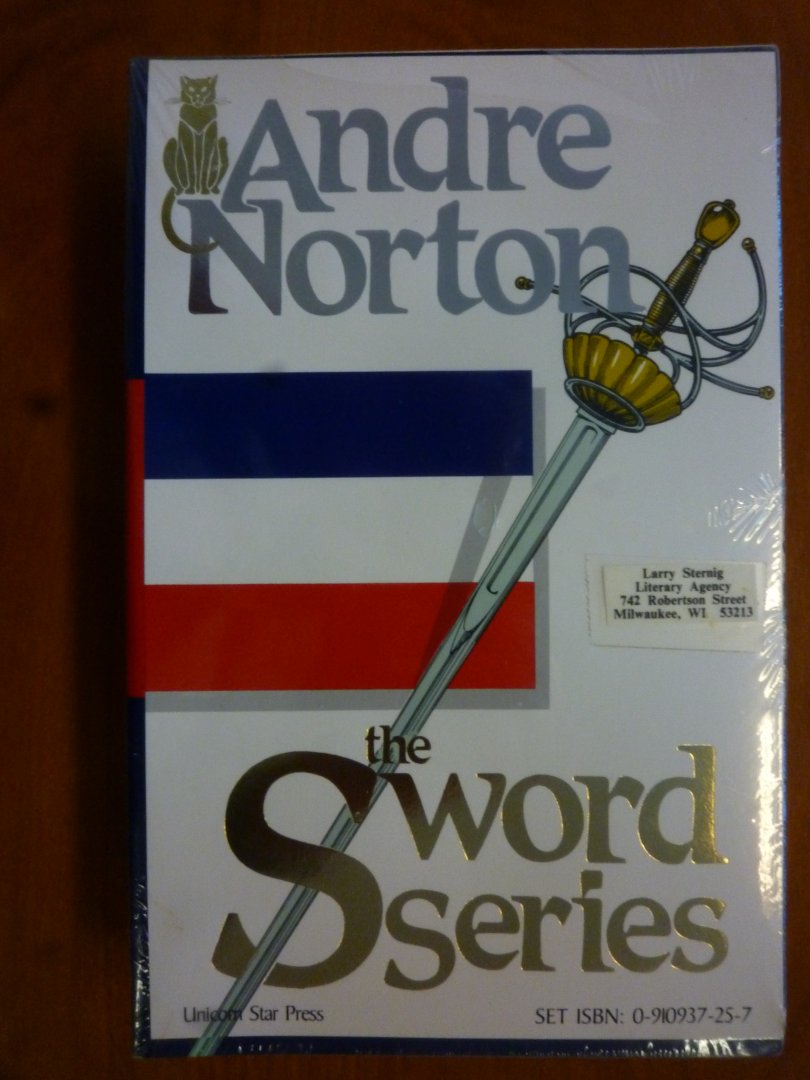 Norton Andre - The Sword Series/ 3 delen: The sword is Drawn/ Sword in Sheath/ At Swords Points