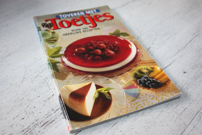 Eijndhoven, Annelene - Toveren met toetjes / ruim 100 heerlijke recepten
