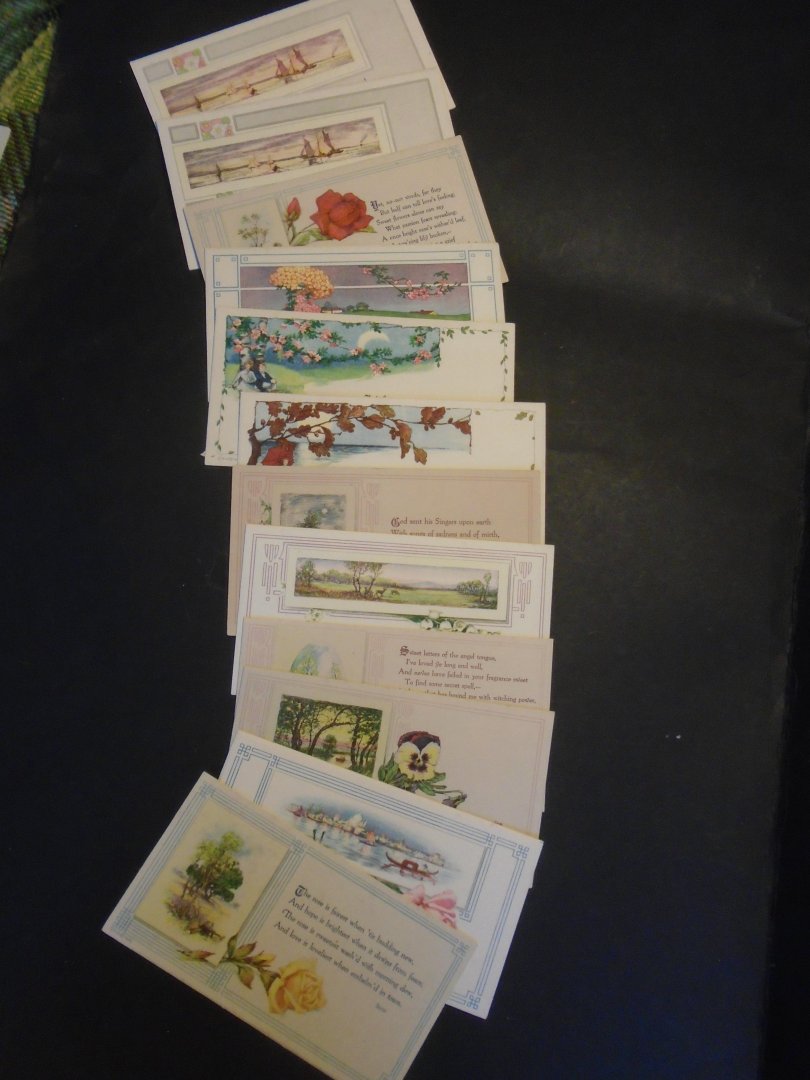 - 12 x vloeibladen, bloemen en natuur met spreuken van o.a. Moore, Percival, Longfellow, Coolidge etc.