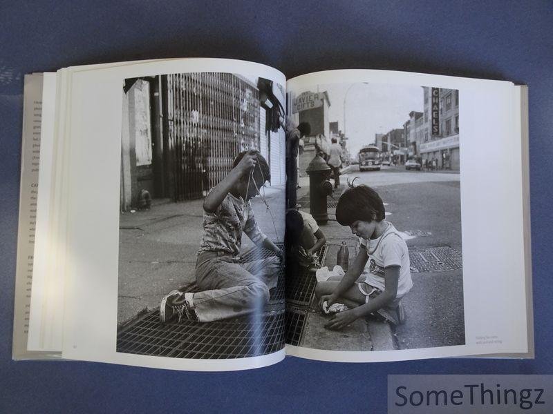 Martha Cooper, Carlos Mare 139 Rodriguez (introd.) - Martha Cooper. Street Play: New York's Alphabet City in the 70s.