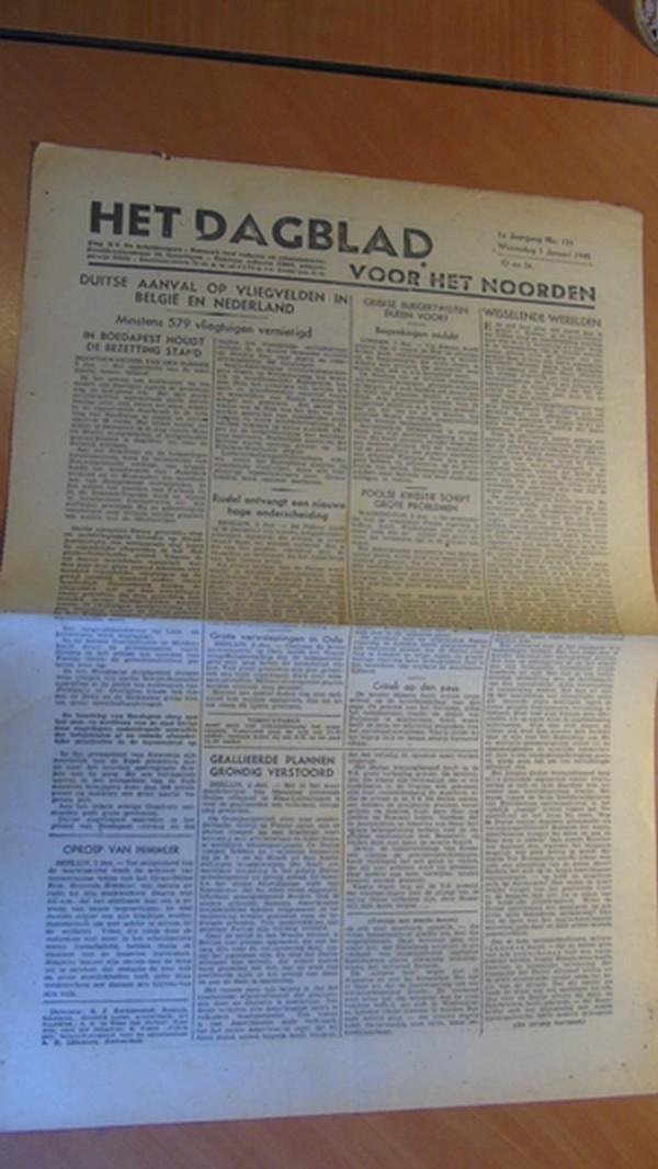 Redactie - Dagblad voor het Noorden. 1e jaargang No. 131 Woensdag 3 januari 1945 (origineel)