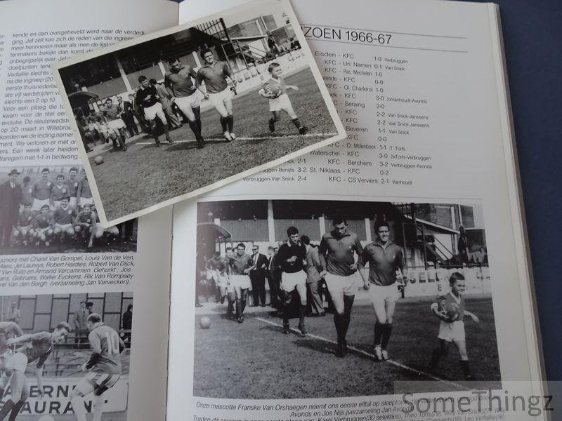 Flamand, Jos [compil.] - K.F.C. Herentals 50 jaar fusie, 1941-1991: jubileumboek. [Met 3 originele foto's en vaandel.]