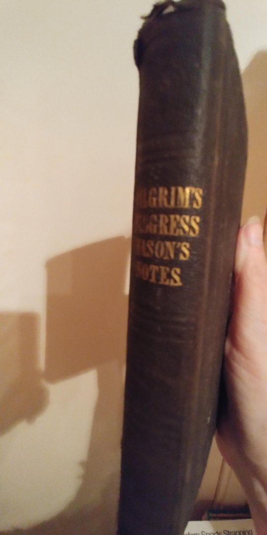 Bunyan, John & explanatory notes by Mason - The pilgrim's progress, in two parts