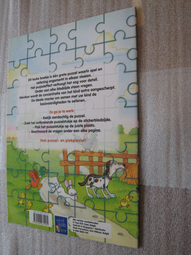 onbekend - Jigsaw sticker books / Op de boerderij / sticker Puzzel Boek
