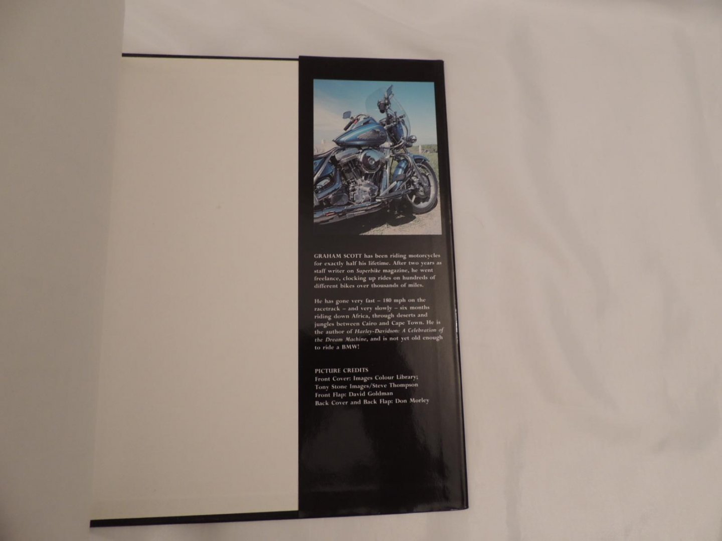 Scott, Graham - Motorcycle Mania. Harley Davidson: The Power, the Glory, the Legend Lives