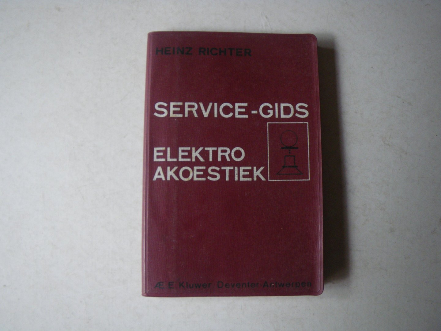 Richter Heinz - Service-Gids Elektro-Akoestiek inleiding in de service-techniek elektro-akoestiek, speciale aandacht aan magnefoons