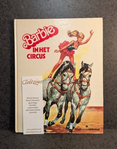 DOLLY & GLORIA, - Barbie in het circus