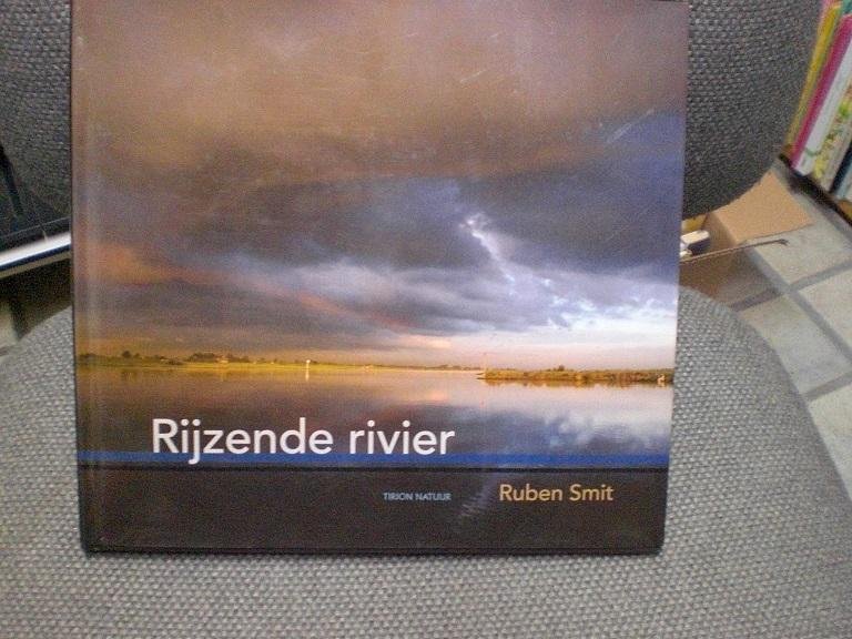 Ruben Smit - Rijzende rivier