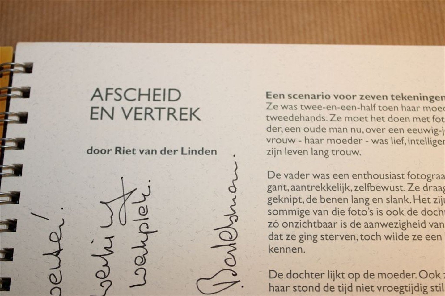 Estrellita Bartelsman, Riet van der Linden, Annie Wright, Fred van Riel, Stichting Voorzieningsfonds voor Kunstenaars - Afscheid en vertrek Gesgigneerd met opdracht door: Estrellita Bartelsman. Dit is genummerd ex. 15.