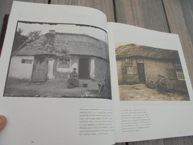 Heijden, Cor van der - Anton Schellens (1887-1954) / Fotograaf van het ongerepte Brabantse plattelandsleven