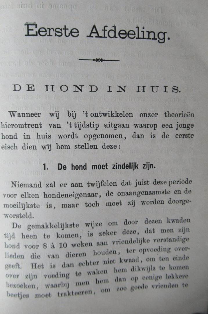 Kochtizky, C. Baron von - De opvoeding van den hond in huis en voor de wandeling.