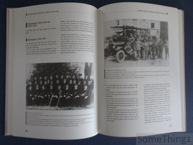 Schellens, W. ( voorw. ) en Coeck, A. ( inl. ). - Kroniek van de Aarschotse brandweer (1889 - 1999).
