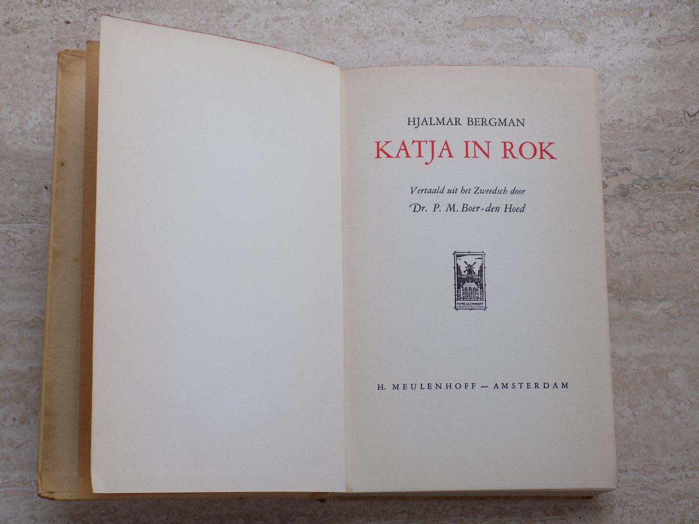 Bergman,Hjalmar [Vertaald uit het Zweedsch]. - KATJA IN ROK! Zilveren Wiekslagen.