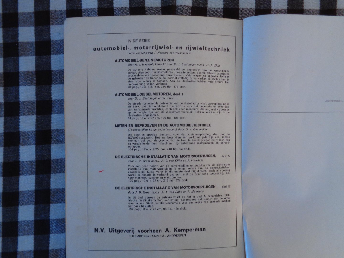 j nossent - het chassis