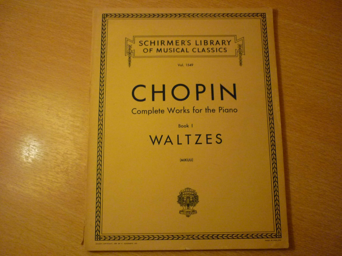 Chopin; Frederic - Complete Works for the Piano - Book I - Waltzes (Edited and fingered by Carl Mikuli. Historical and analytical comments by James Huneker. Schirmer Library Of Msc Clssc)