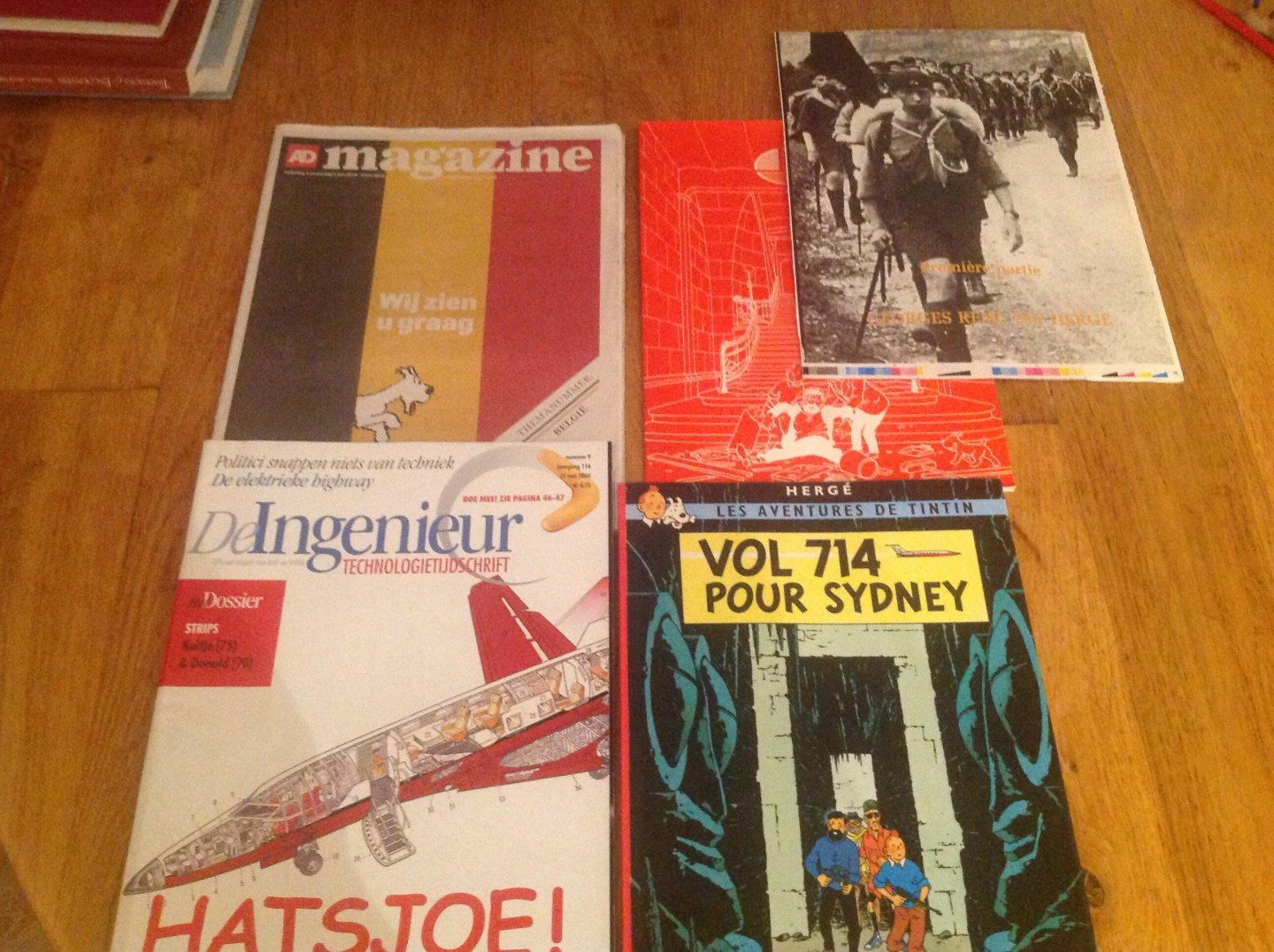 Hergé - Vol 714 pour Sydney.     met vier extra's