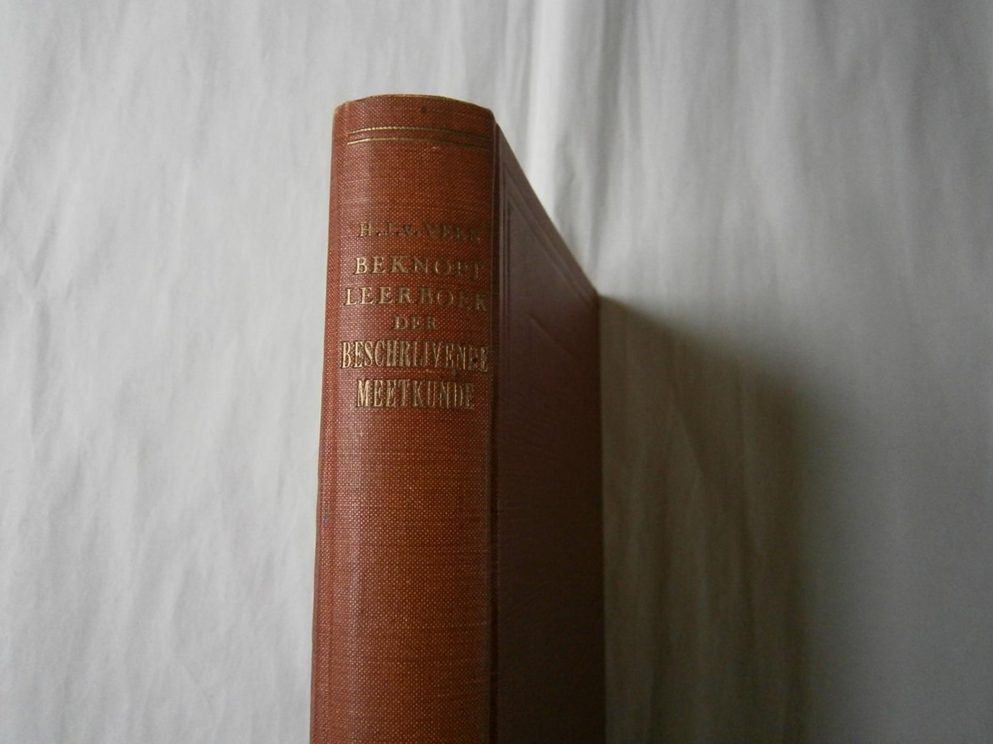 Veen, H.J. van - Beknopt leerboek der beschrijvende meetkunde + atlas